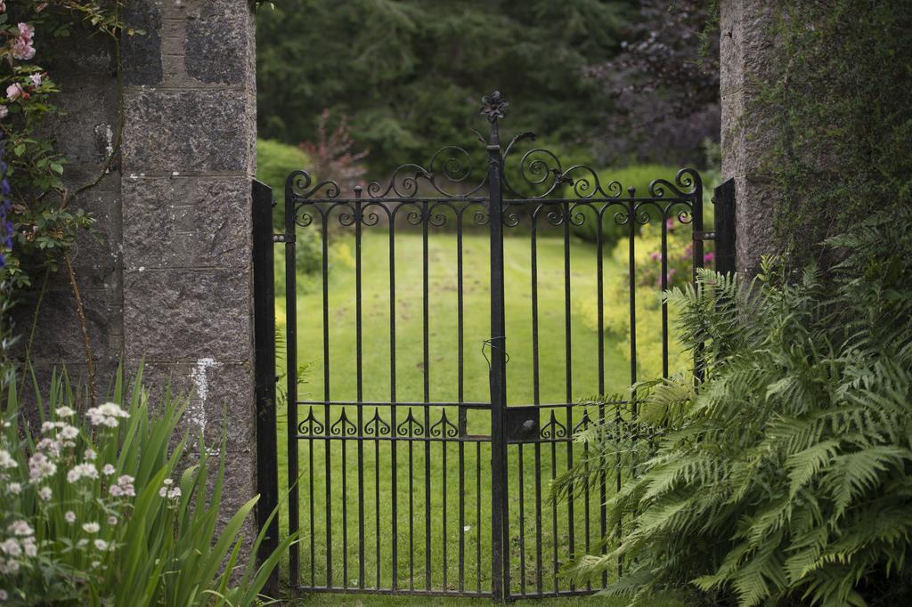 Bed and Breakfast Lys-Na-Greyne Aboyne Exterior foto