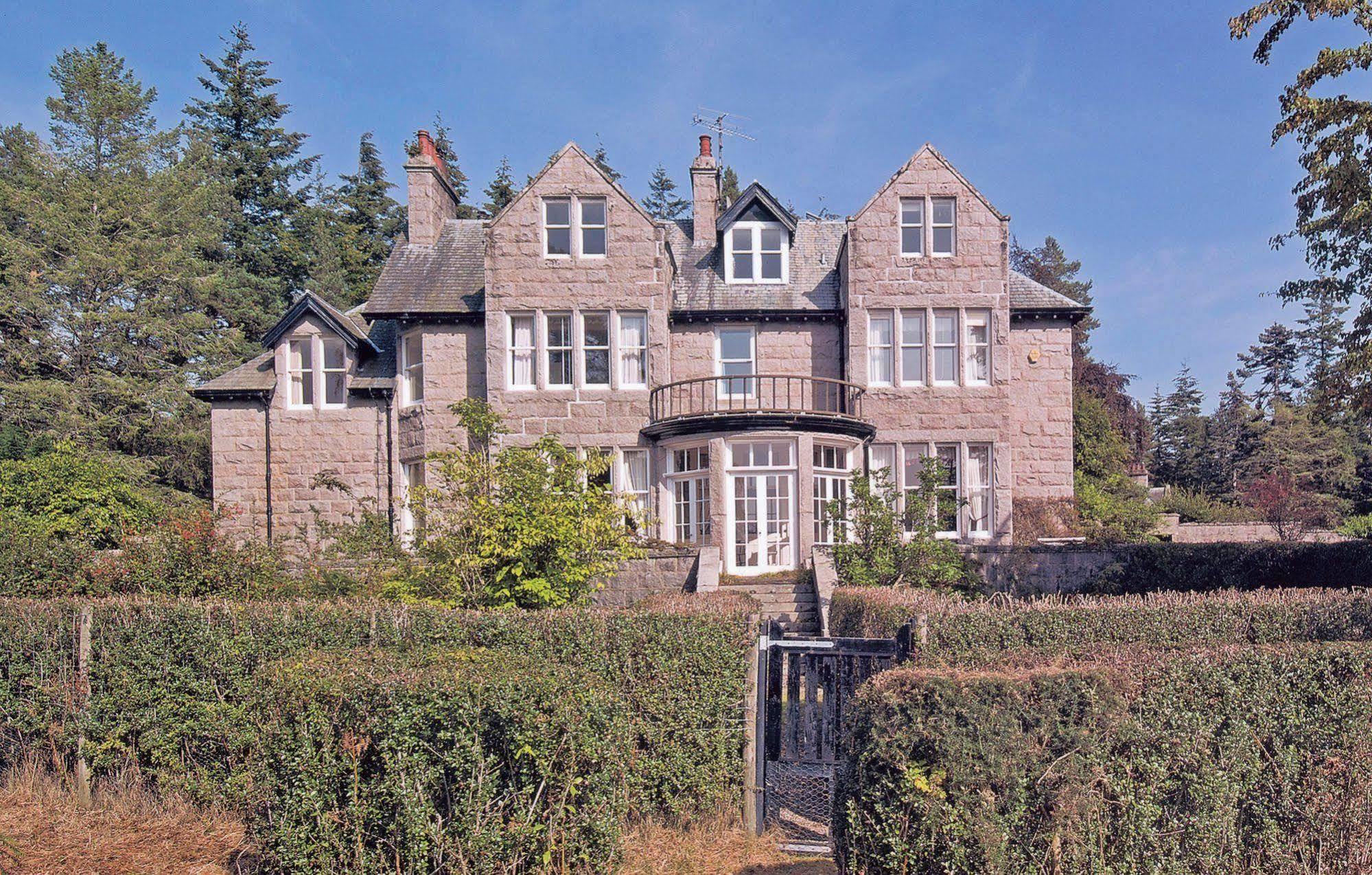 Bed and Breakfast Lys-Na-Greyne Aboyne Exterior foto